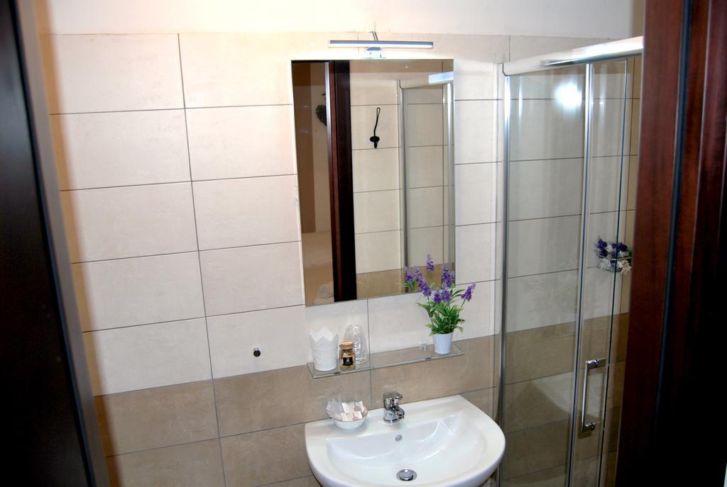 Hotel Abay Римини Экстерьер фото