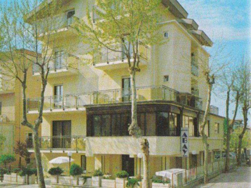Hotel Abay Римини Экстерьер фото
